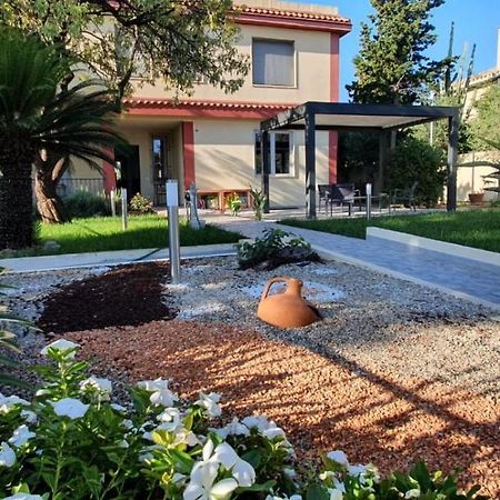 Bed&Breakfast Villa Nora Куарту-Сант'Элена Экстерьер фото