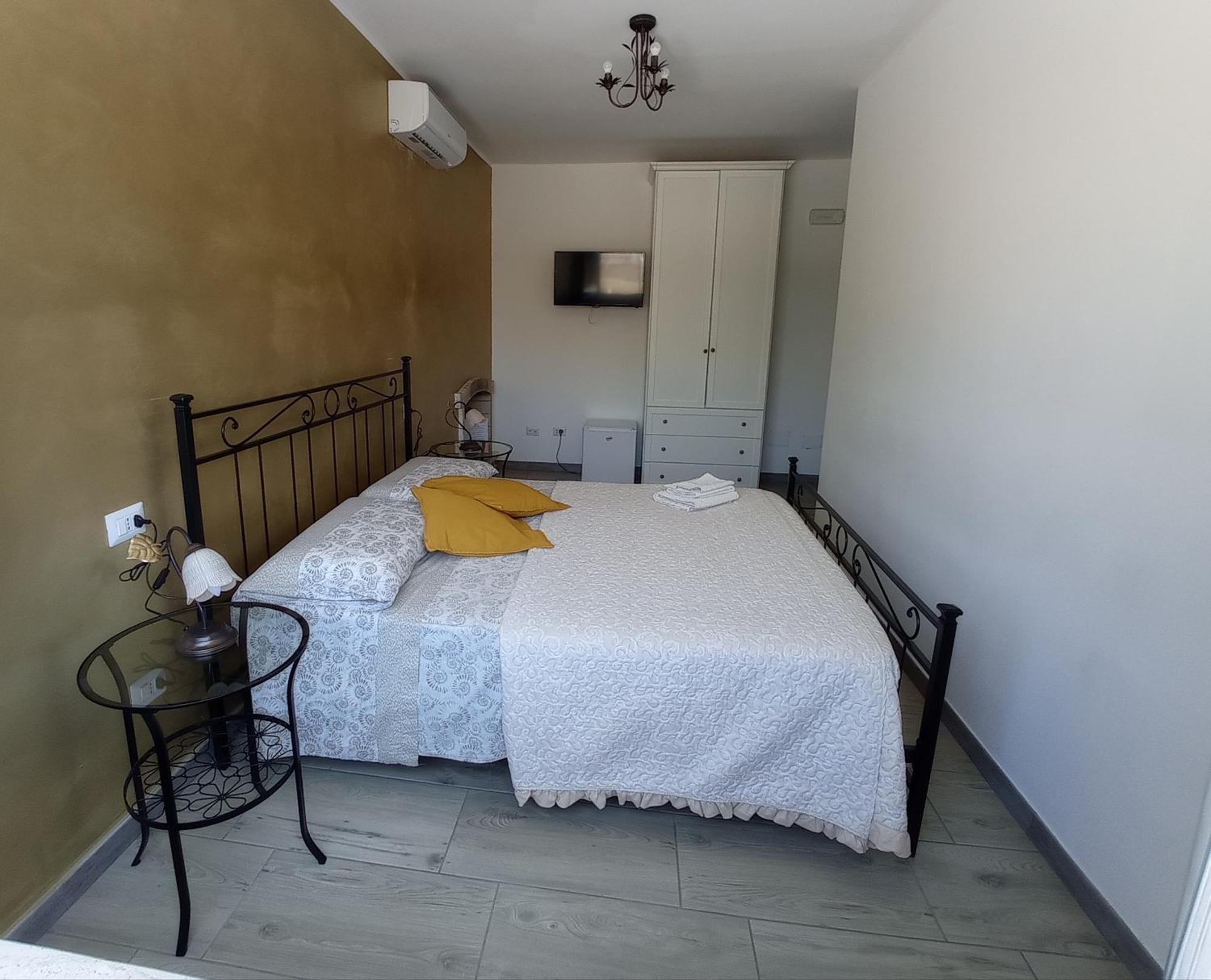 Bed&Breakfast Villa Nora Куарту-Сант'Элена Экстерьер фото