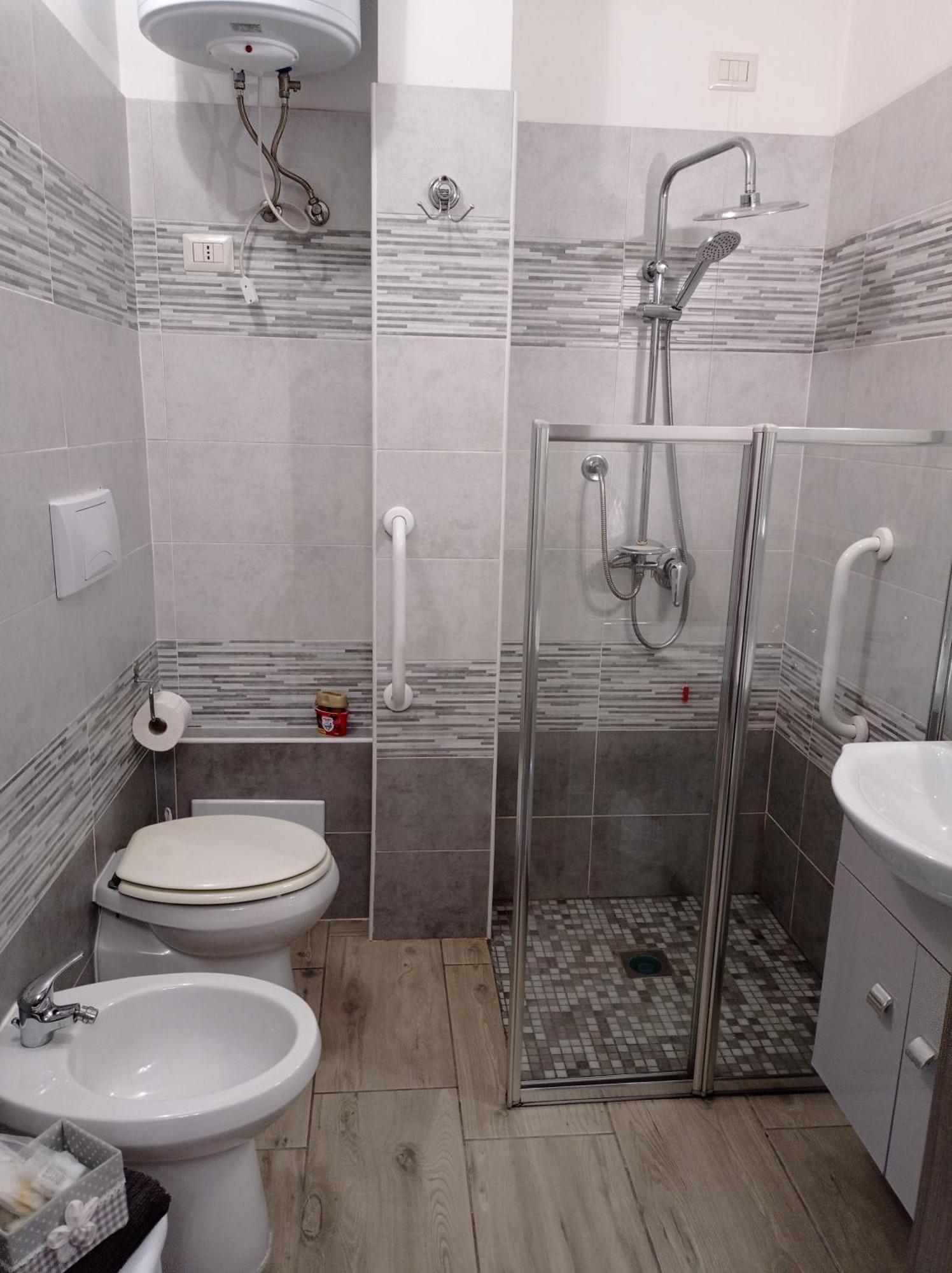 Bed&Breakfast Villa Nora Куарту-Сант'Элена Экстерьер фото